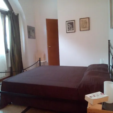 Il Cortile Bed & Breakfast Montinelle