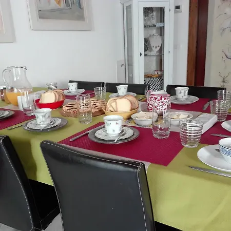 Bed & Breakfast Il Cortile Montinelle